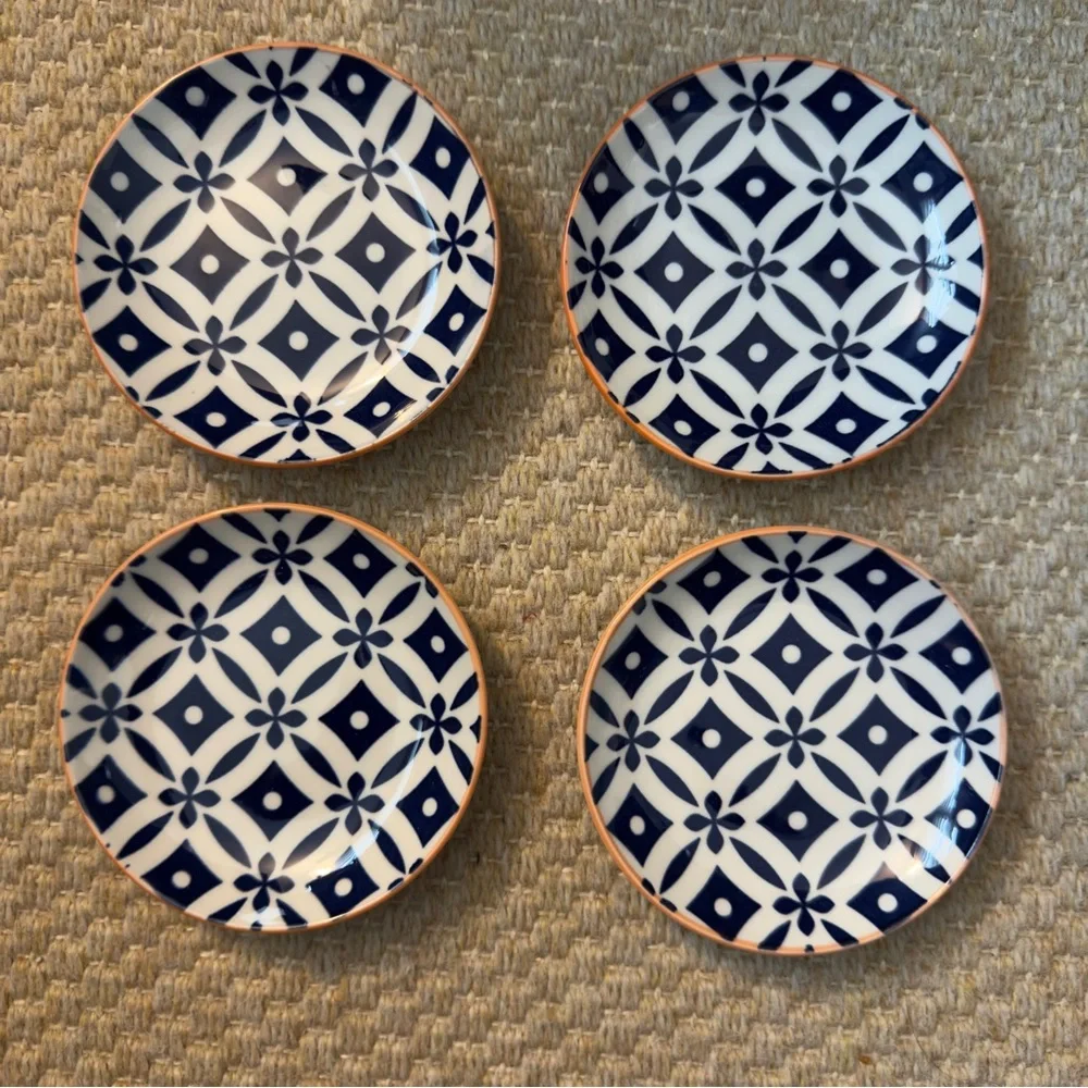 Crate & Barrel Yuki Blue and White Small Sauce Dish 4